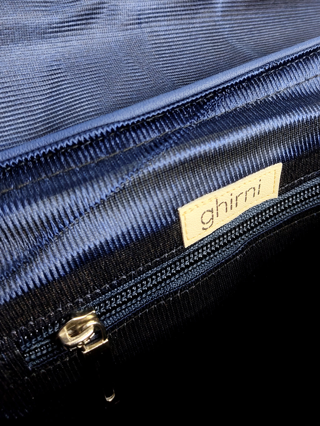 Classic Ghirni Side Bag
